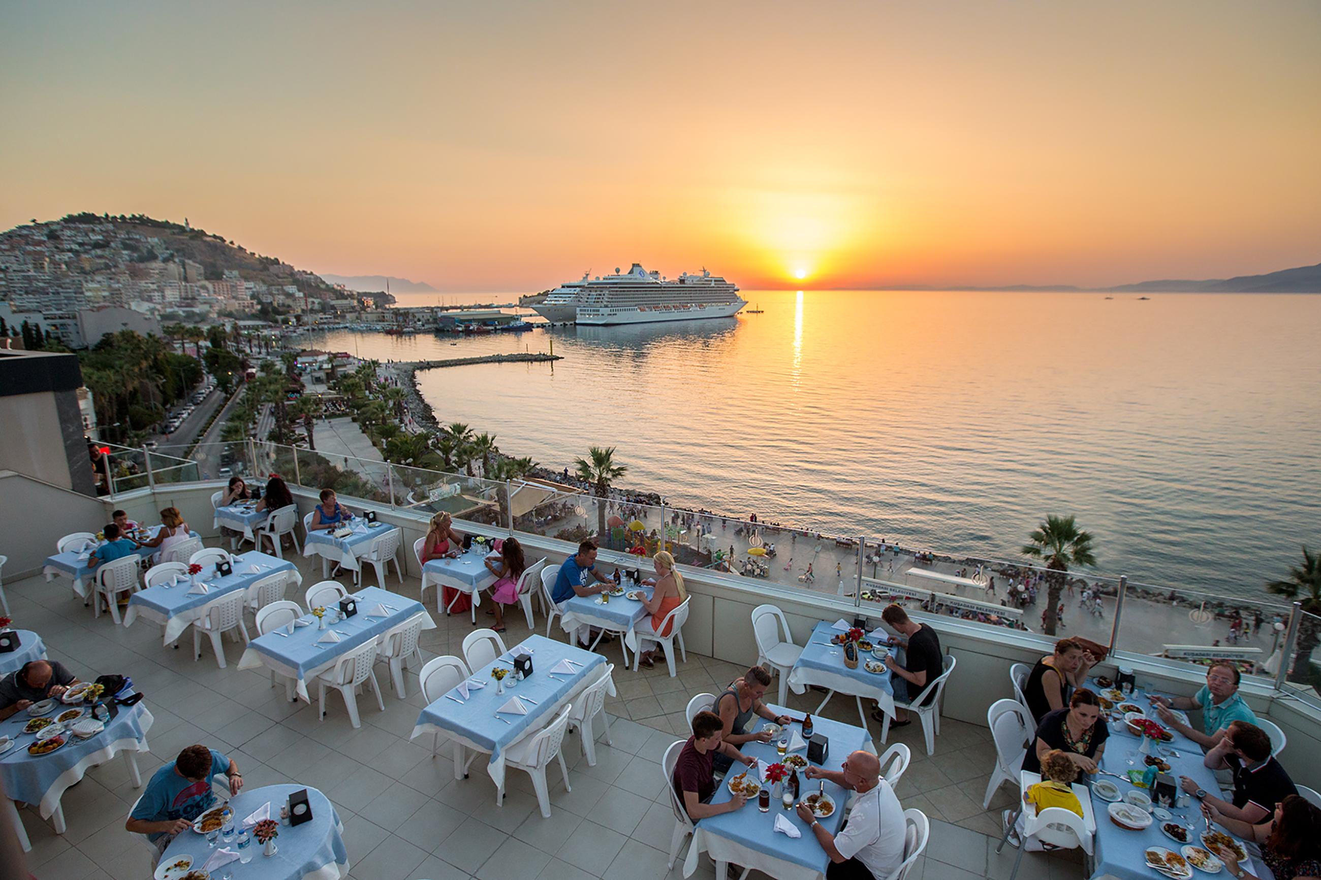 Derici Hotel Kusadasi Exterior photo